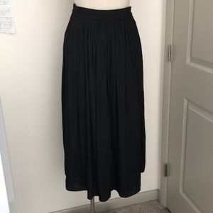 Uniqlo Black Midi Skirt